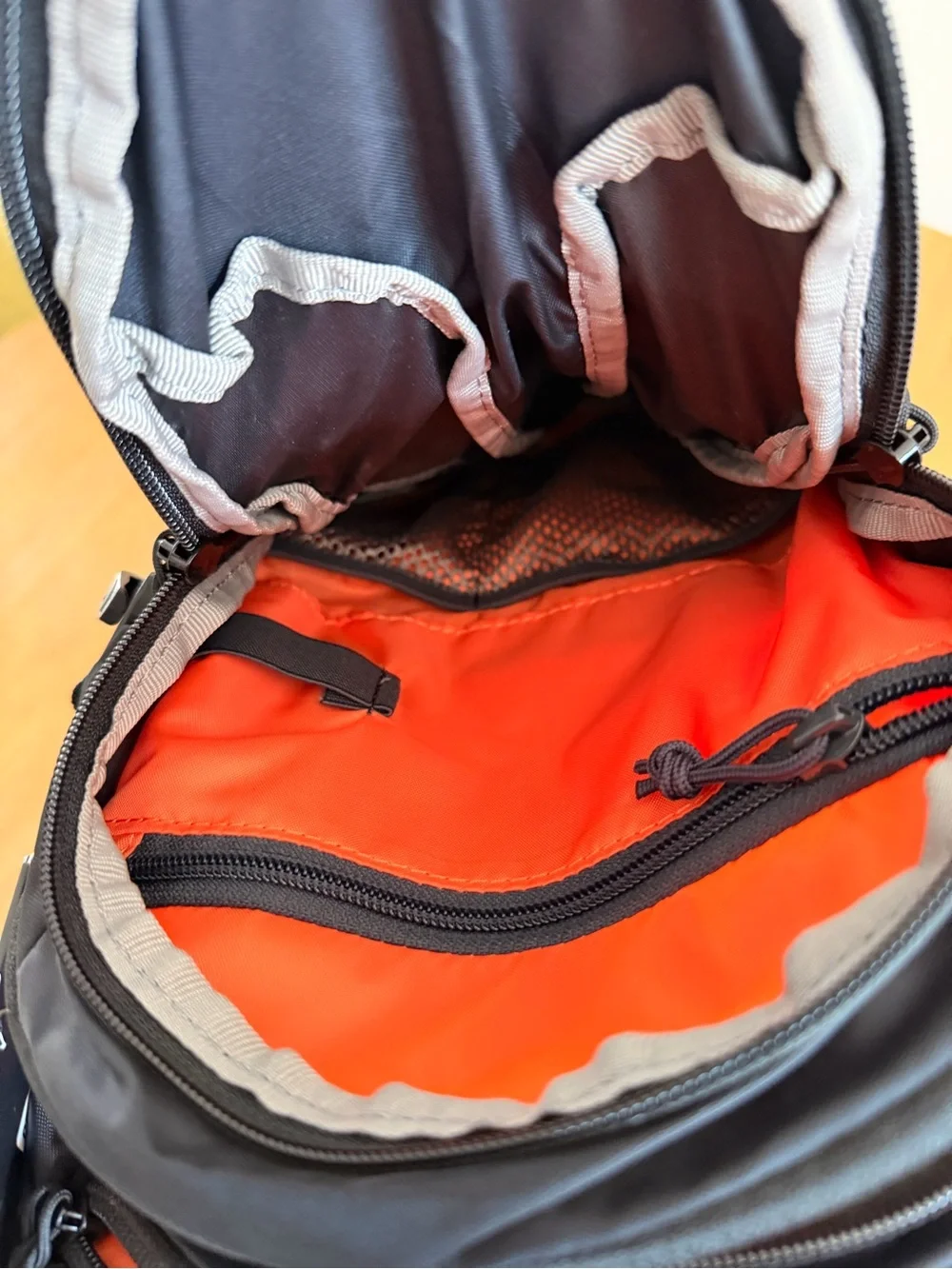 CamelBak M.U.L.E. Black Compact Hydration Sling Backpack